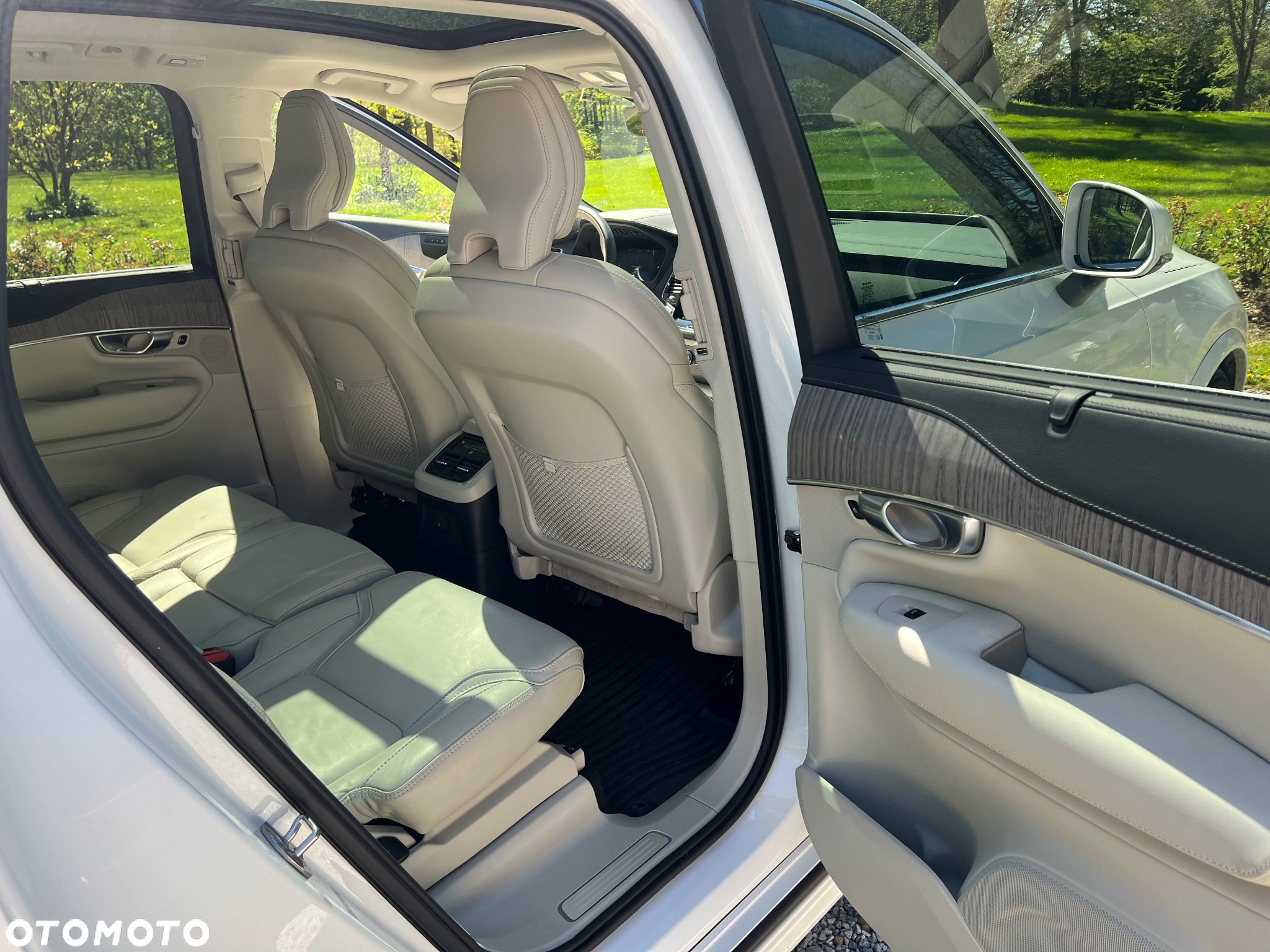 Volvo XC 90 - 7
