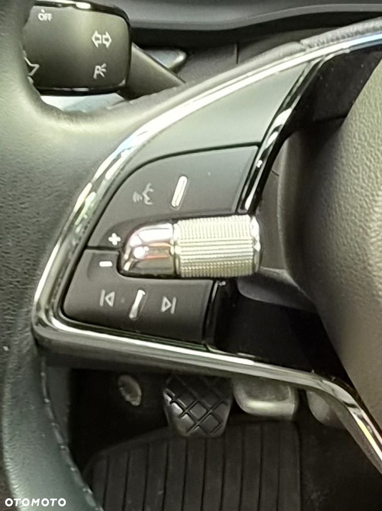 Skoda Octavia 1.5 TSI ACT Ambition - 11
