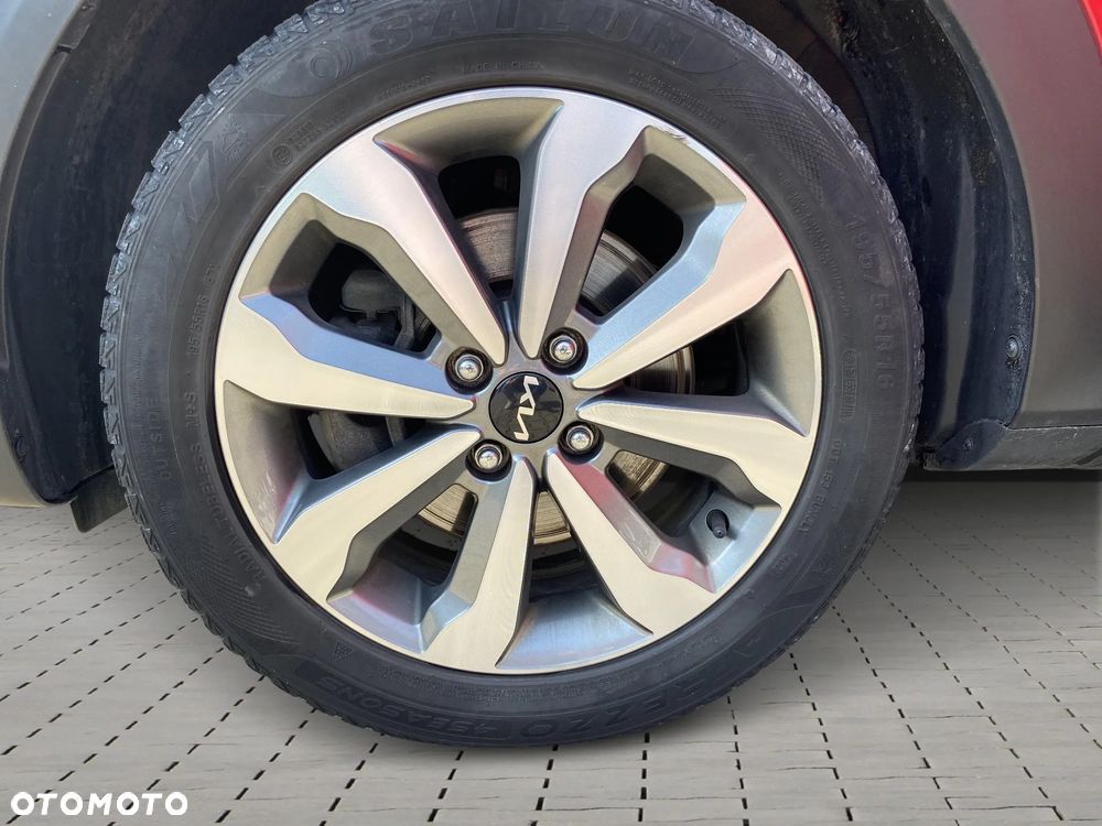 Kia Stonic 1.0 T-GDI M - 19