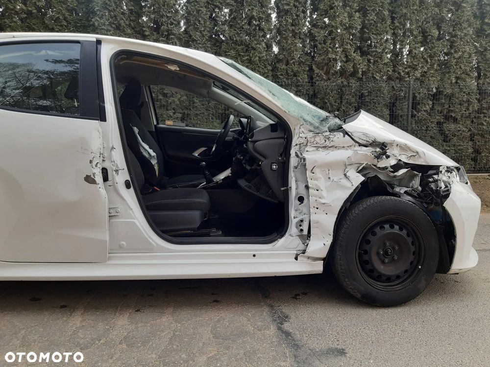 Toyota Yaris - 13
