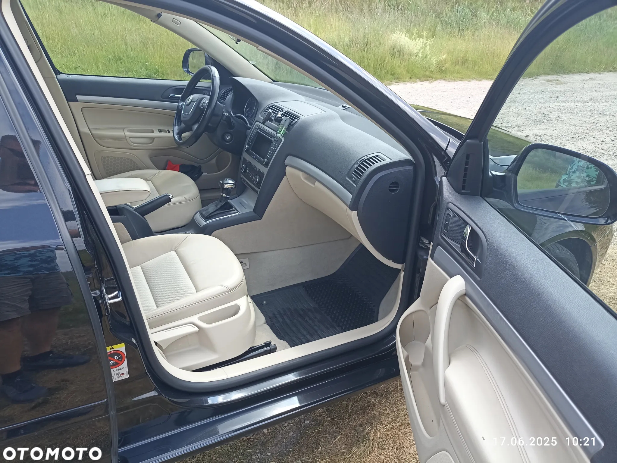 Skoda Octavia 2.0 TDI DPF Elegance DSG - 3