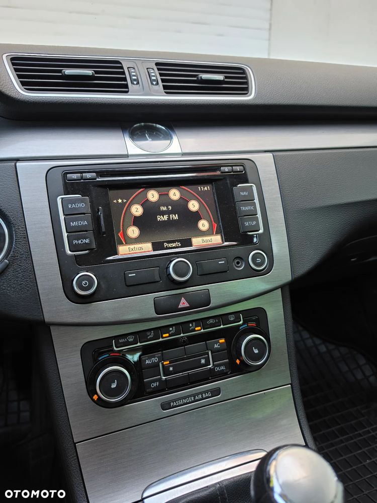 Volkswagen Passat Variant 2.0 TDI DPF Comfortline - 10