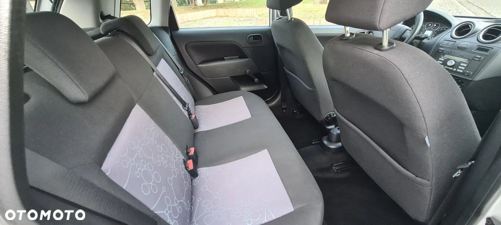 Ford Fiesta 1.4 Style - 17