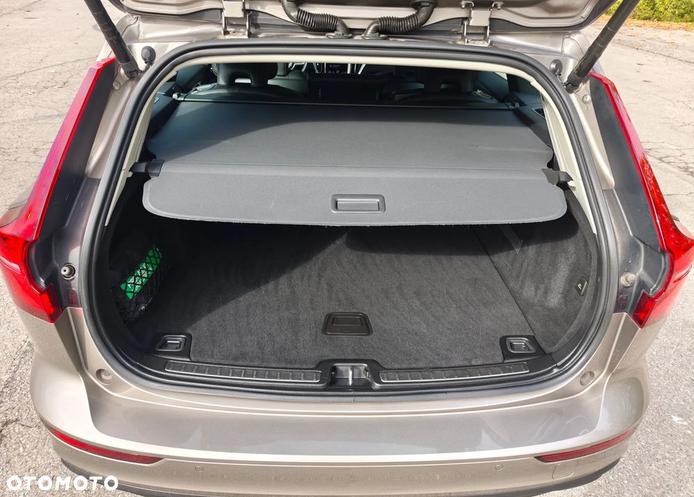 Volvo V60 D3 Geartronic Momentum - 17