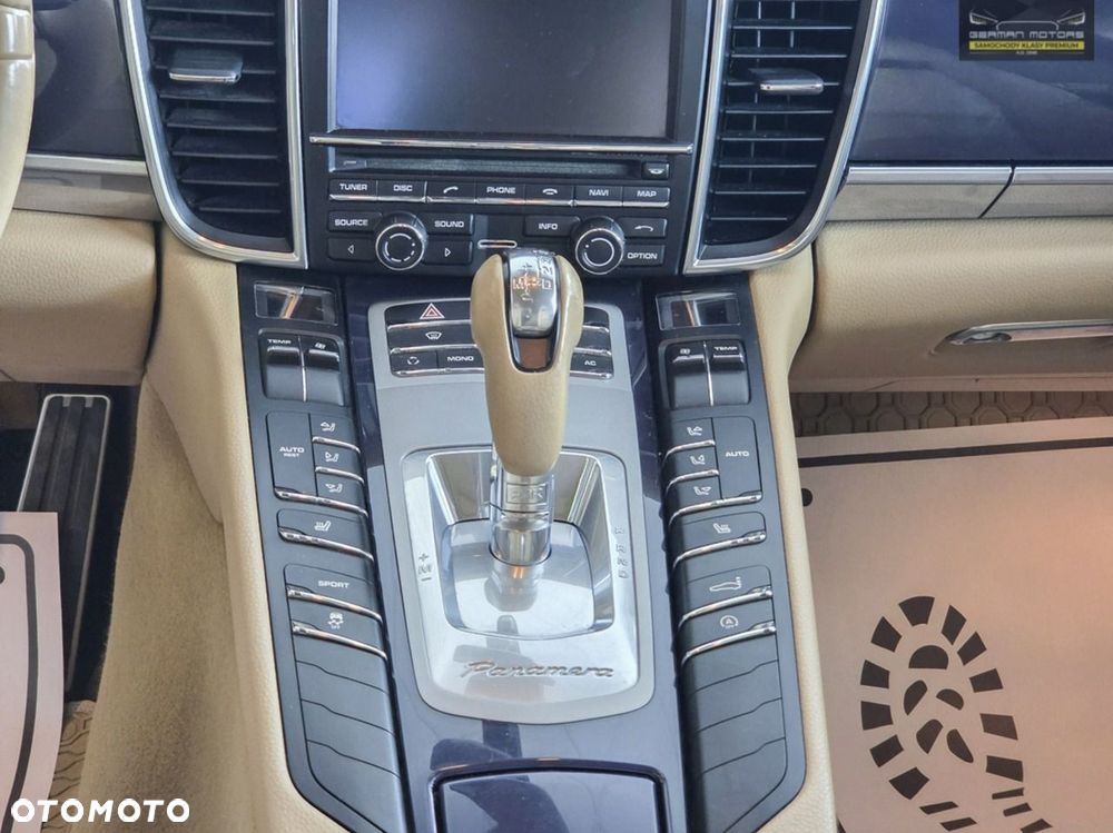 Porsche Panamera 4 PDK Edition - 28