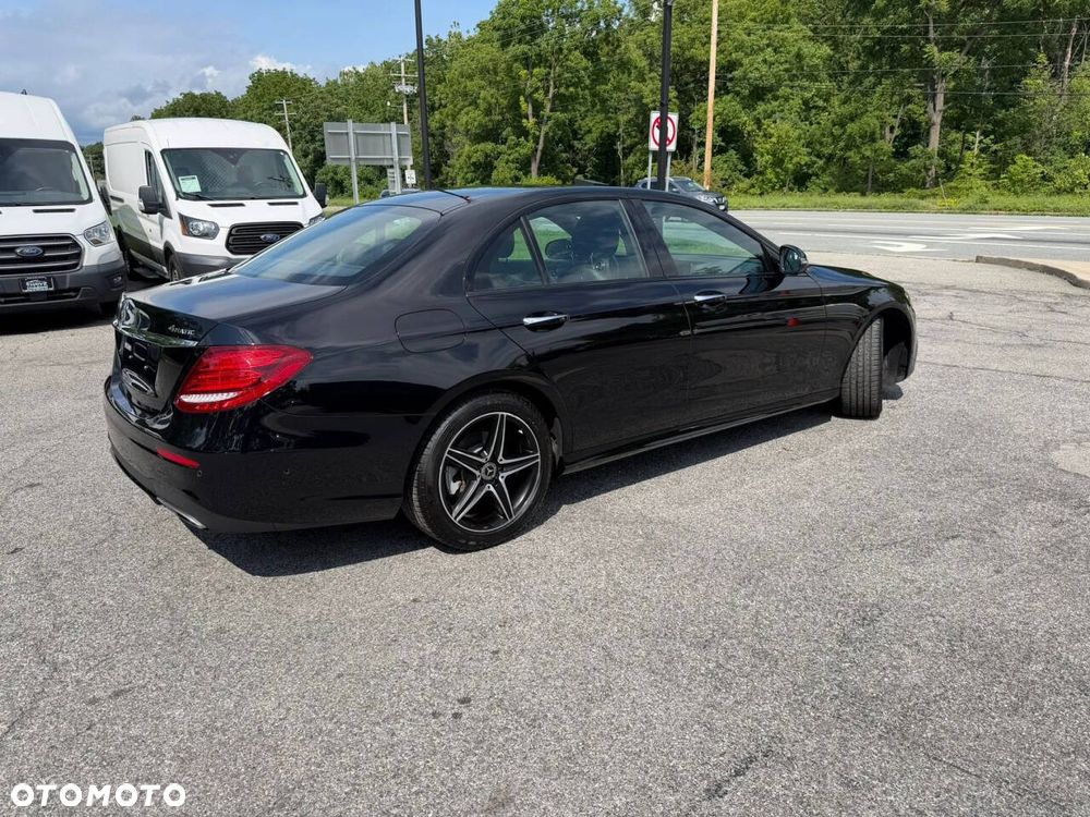Mercedes-Benz Klasa E - 6