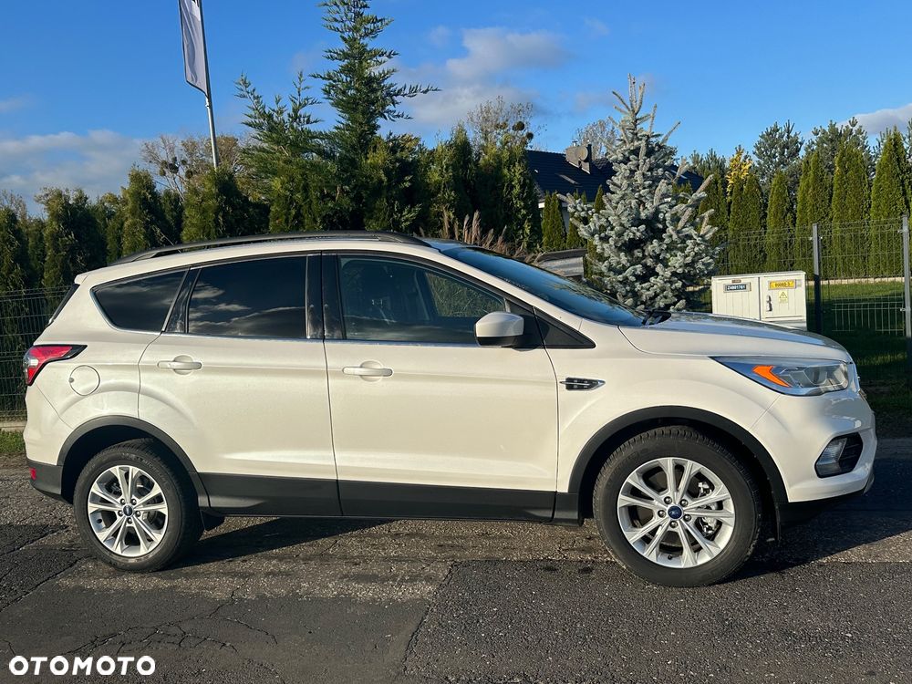 Ford Kuga 1.5 EcoBoost 4WD Titanium - 11