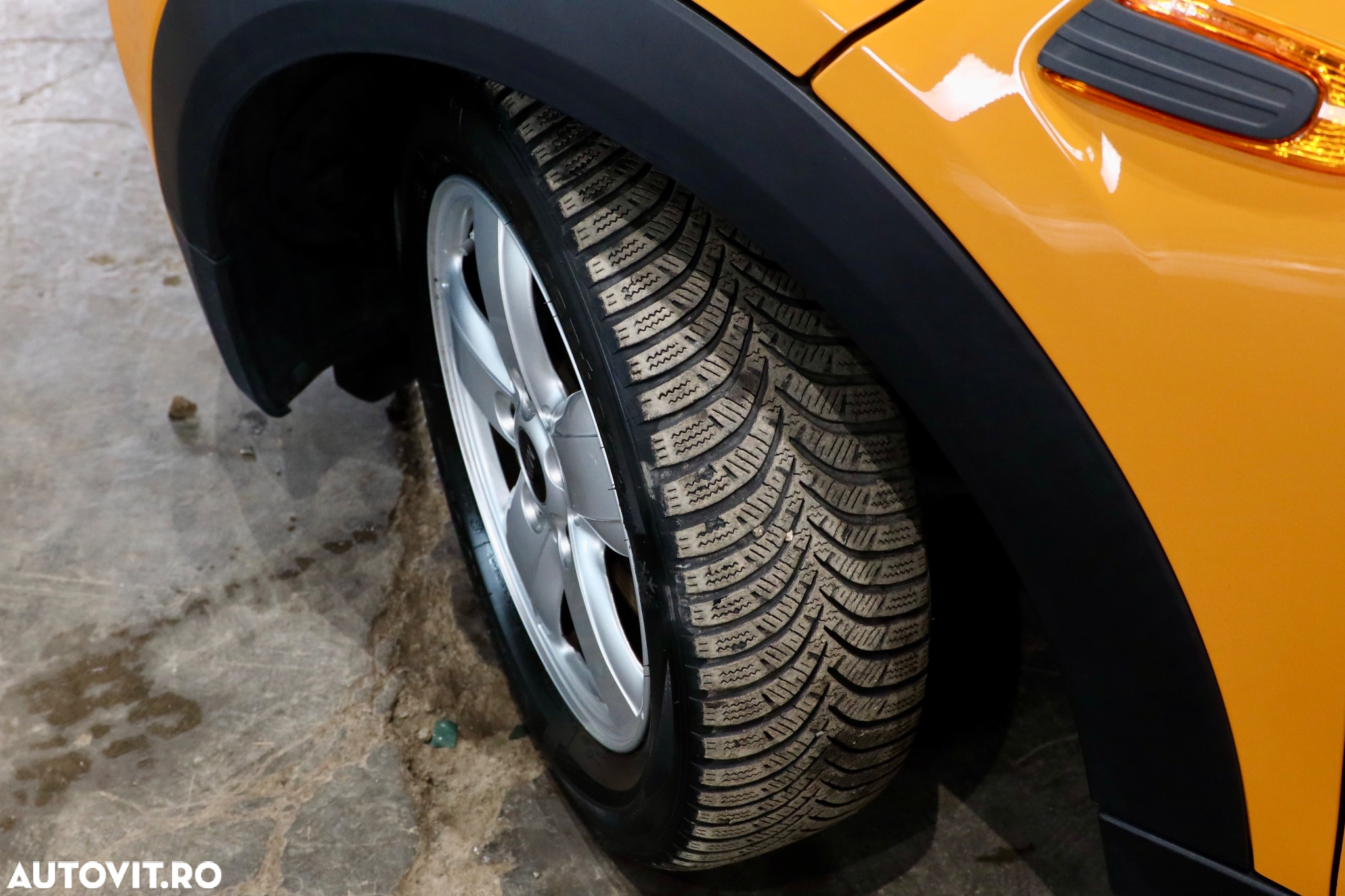 Mini ONE Standard - 30