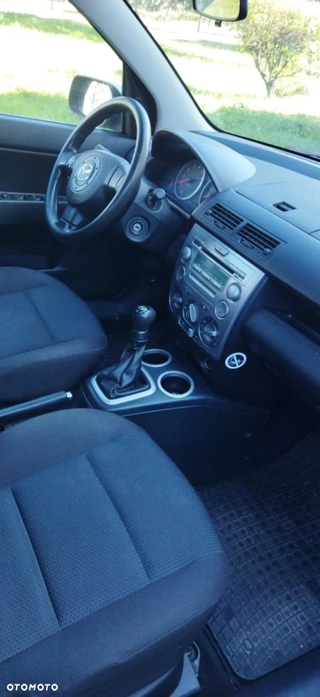 Mazda 2 - 7