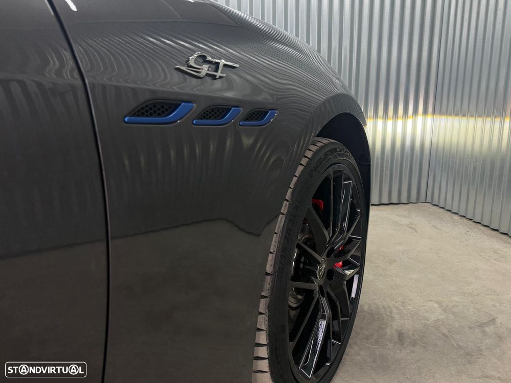 Maserati Ghibli GT Hybrid - 42
