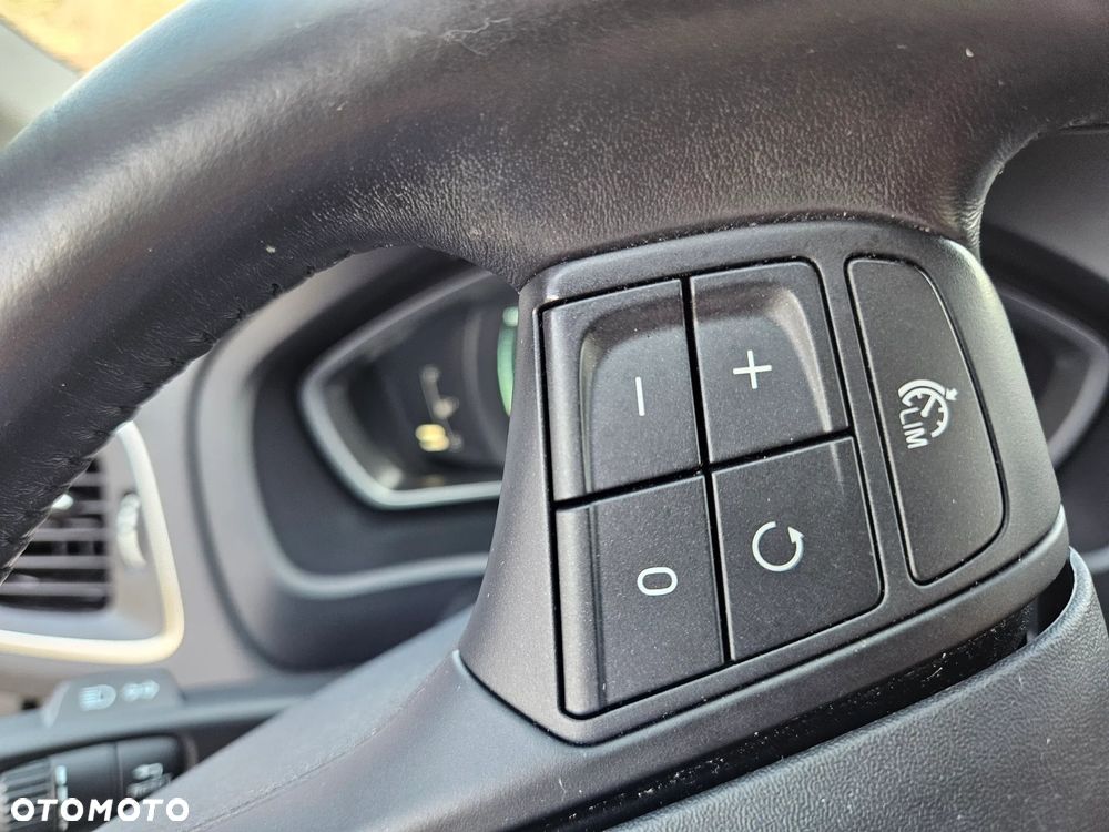 Volvo V40 T4 Kinetic - 18