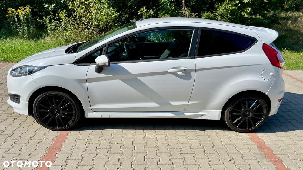 Ford Fiesta - 9