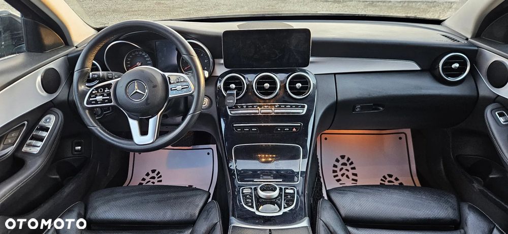 Mercedes-Benz Klasa C 220 d 9G-TRONIC Exclusive - 16