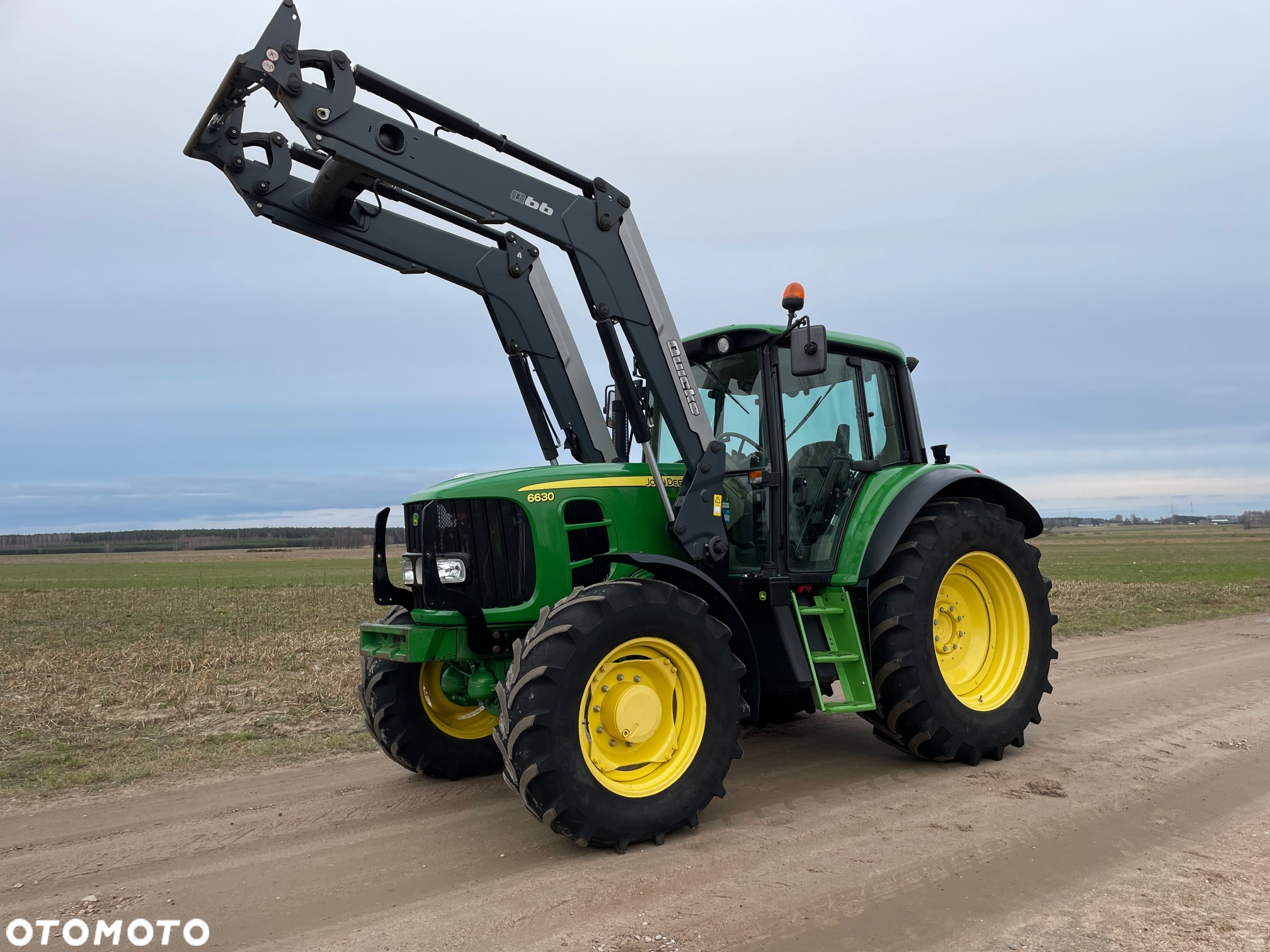 John Deere 6630 - 12