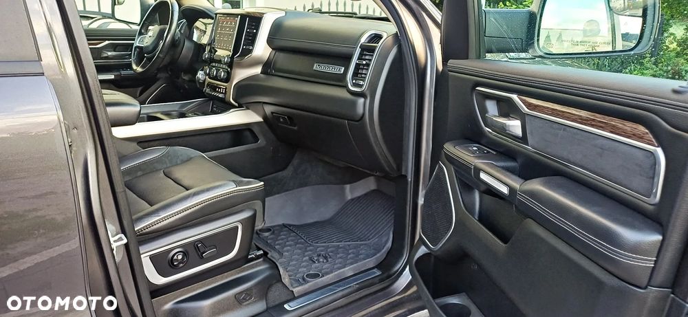 RAM 1500 5.7 Crew Cab Laramie - 21