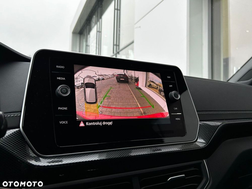 Volkswagen T-Cross - 15