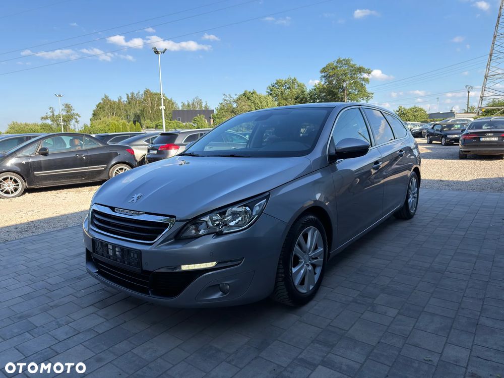 Peugeot 308 1.6 BlueHDi Allure S&S - 19