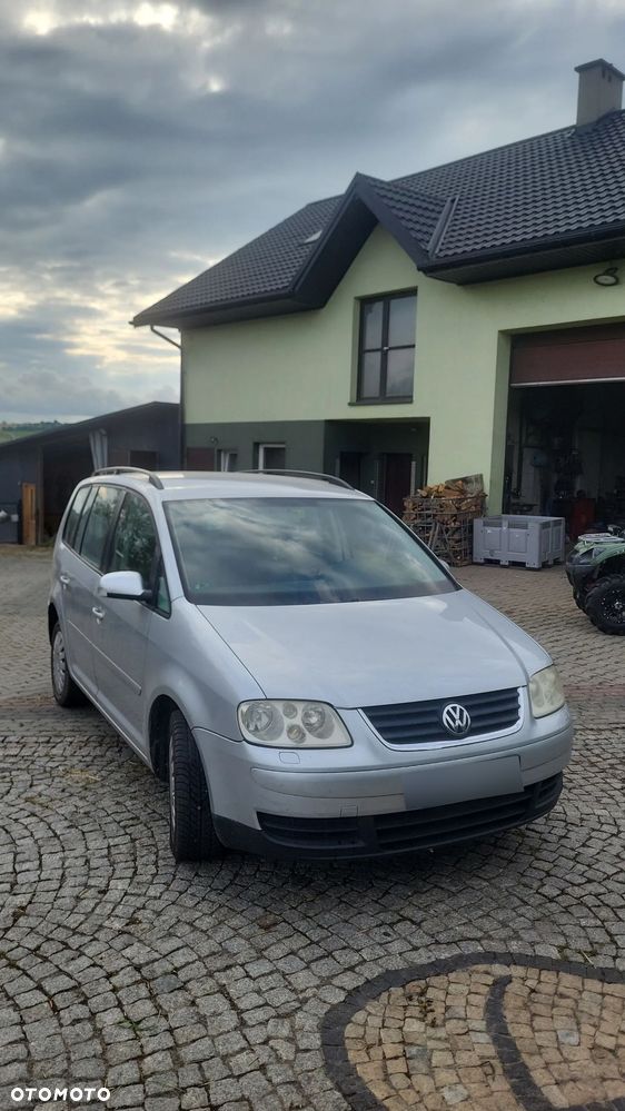 Volkswagen Touran 1.9 TDI Basis - 1