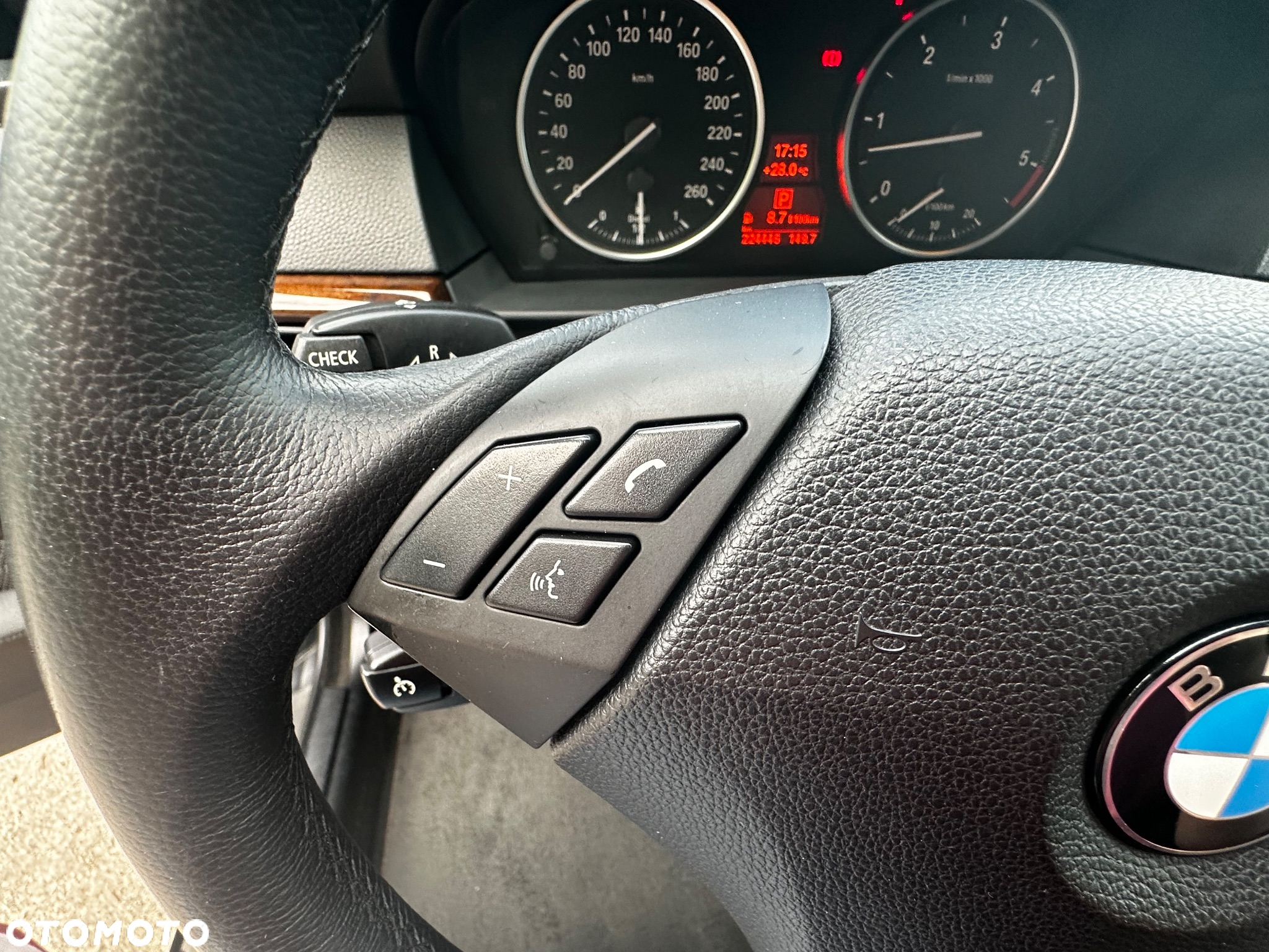 BMW Seria 5 525d Touring Edition Exclusive - 22