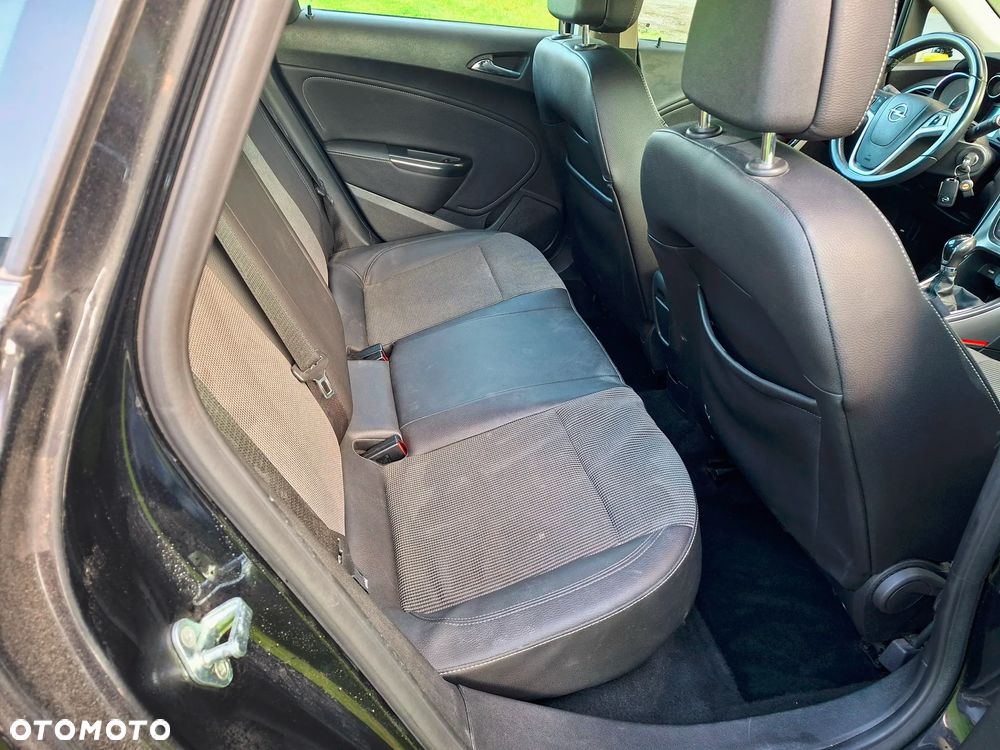 Opel Astra 1.6 Cosmo - 25