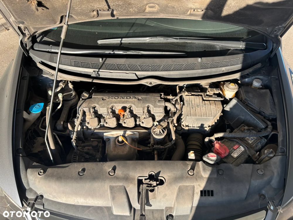 Honda Civic 1.8 Comfort - 30