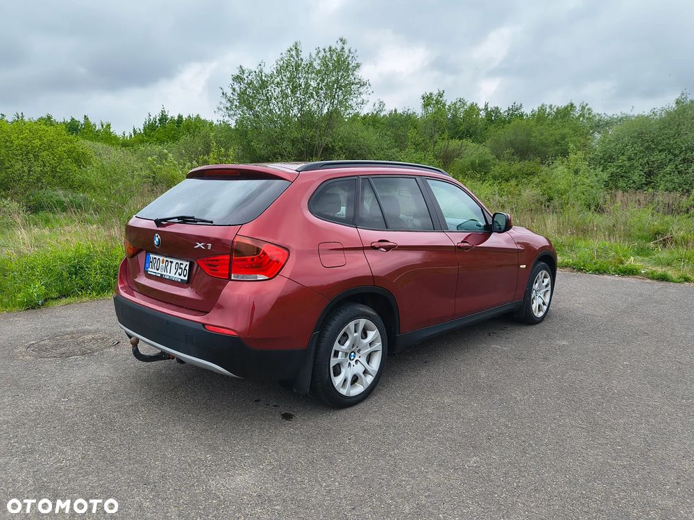 BMW X1 sDrive18d Sport Line - 4