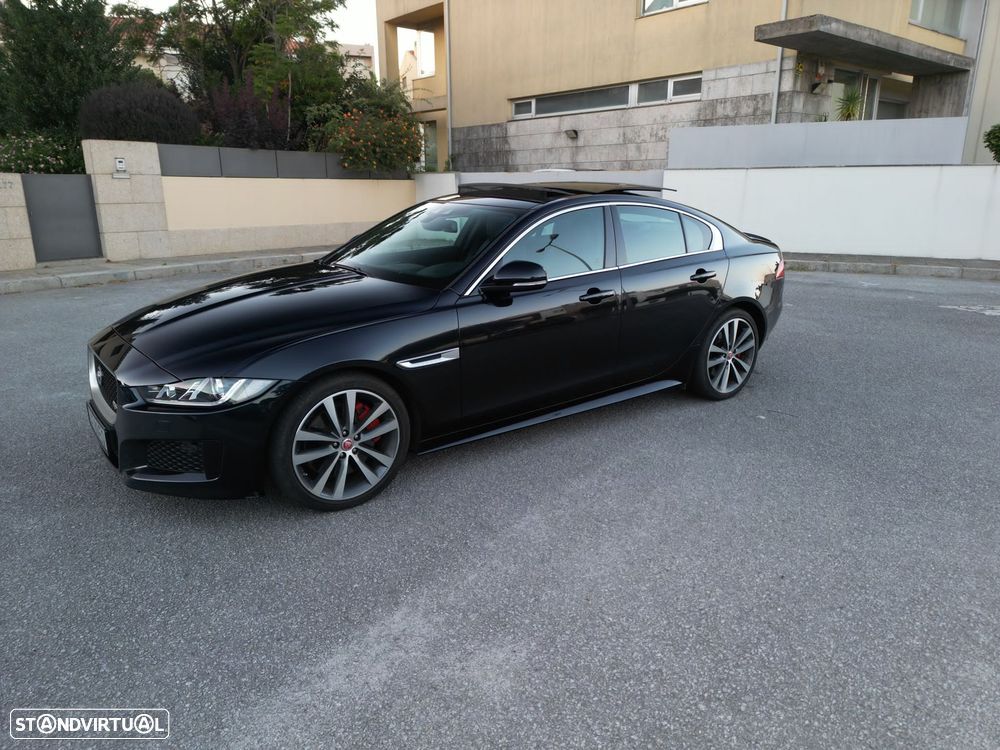Jaguar Xe 2016 photo 5