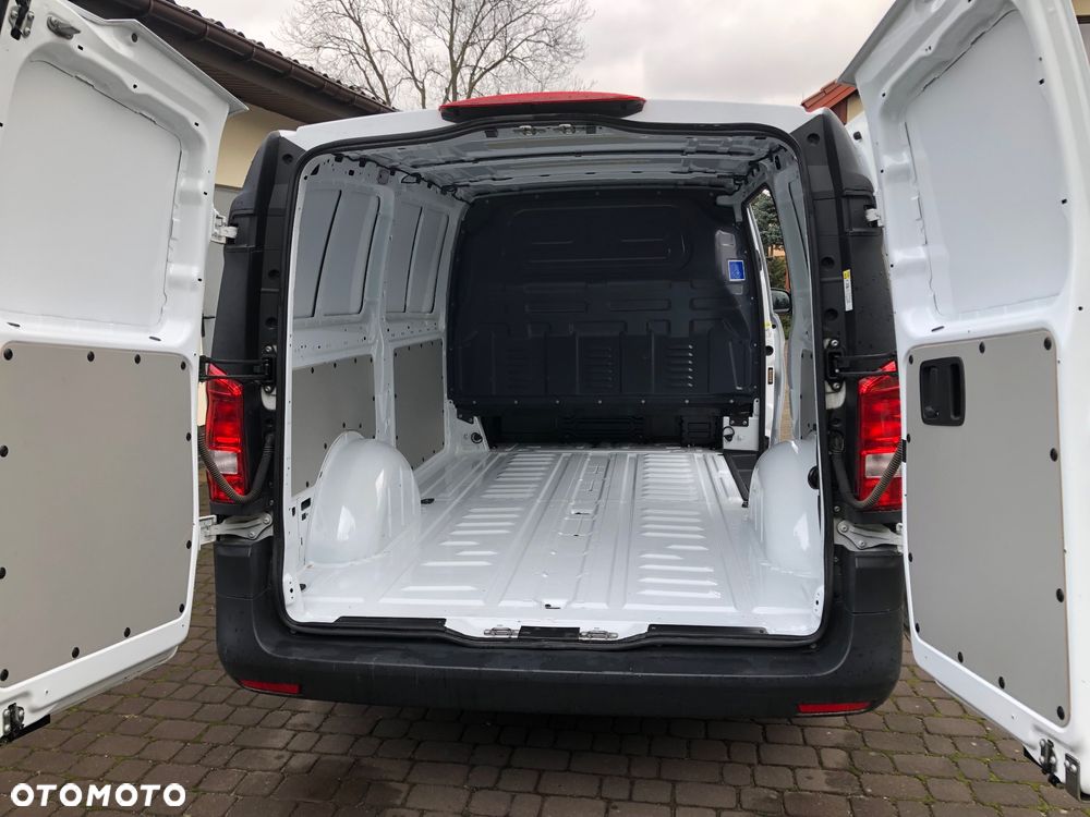 Mercedes-Benz Vito - 14