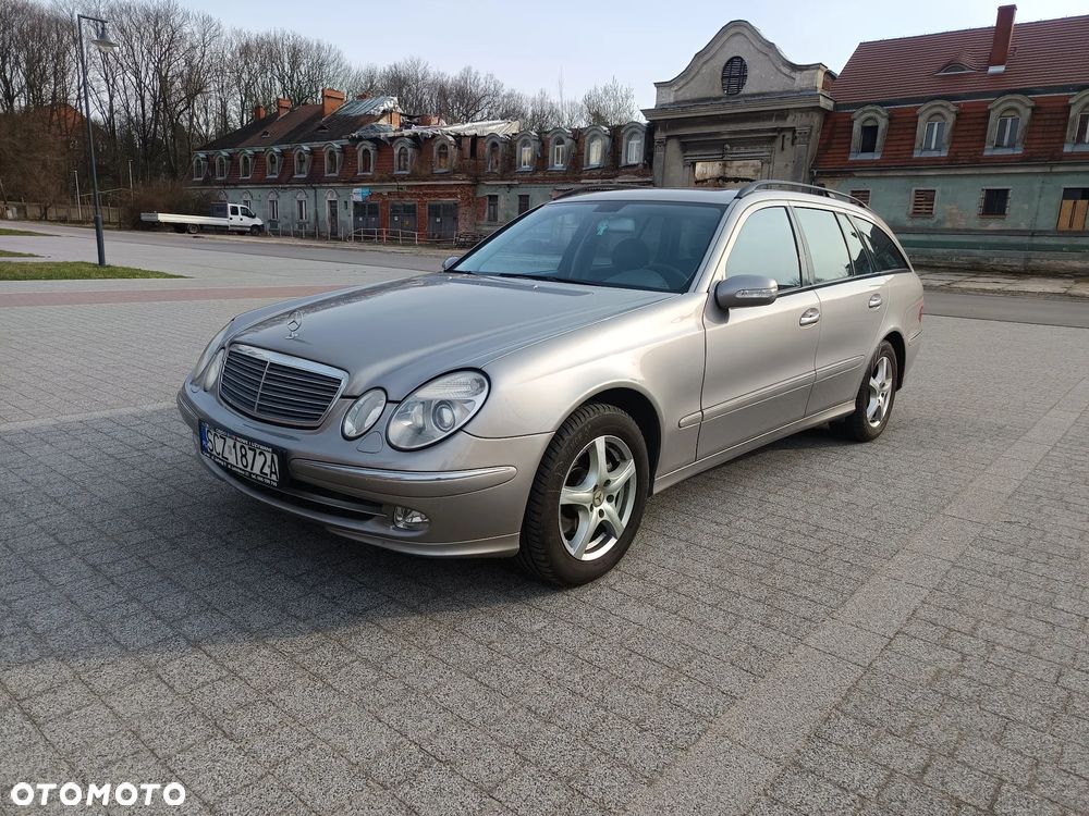 Mercedes-Benz Klasa E 320 T Avantgarde - 1