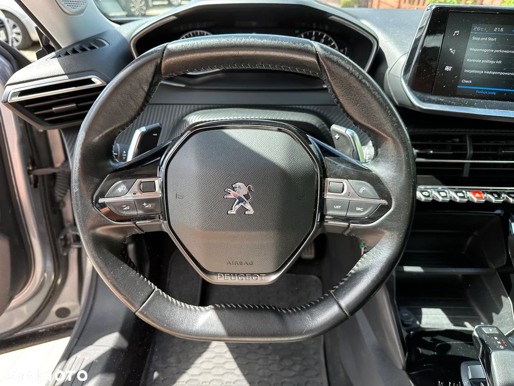 Peugeot 2008 - 9