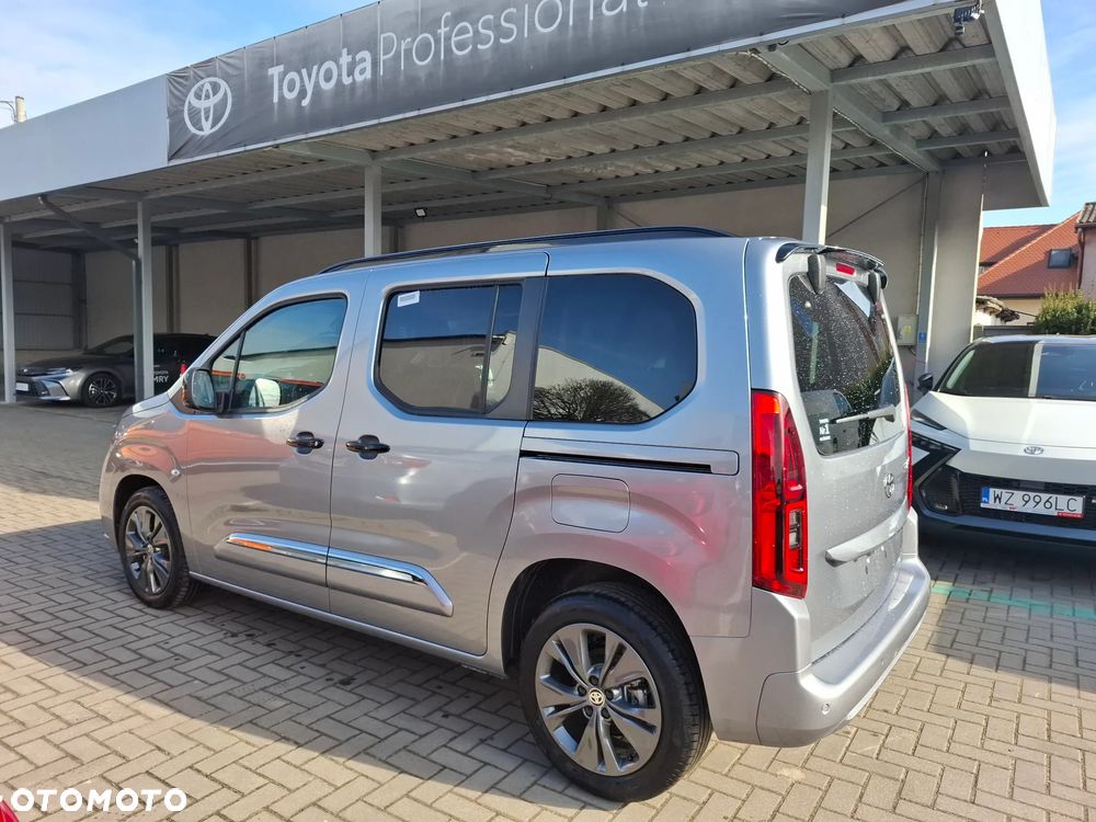 Toyota Proace City Verso 1.5 D-4D Family - 6