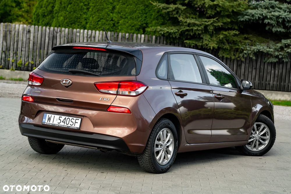 Hyundai i30 1.0 T-GDI Family+ - 7