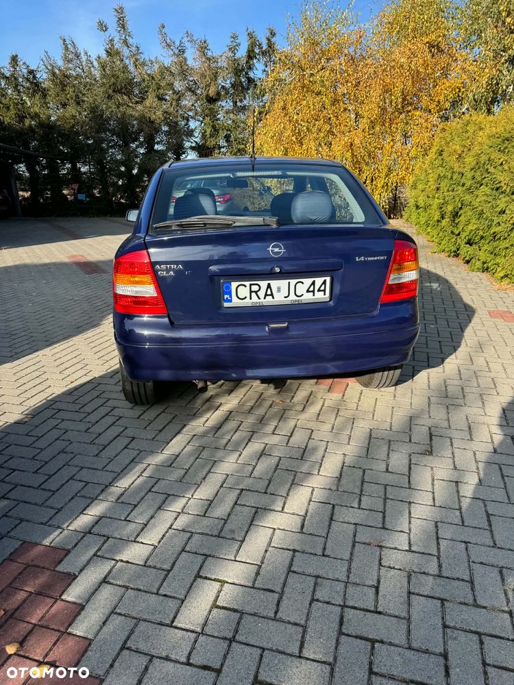 Opel Astra - 3