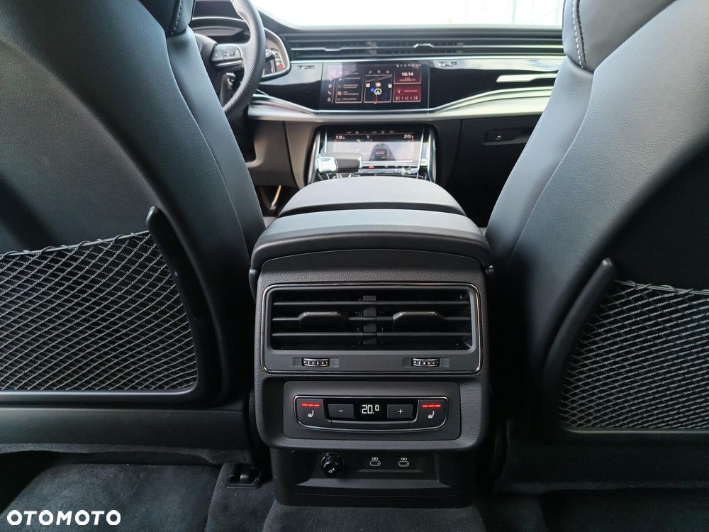 Audi Q8 60 TFSI e PHEV Quattro Tiptronic - 32
