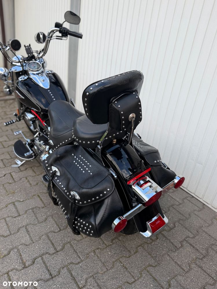 Harley-Davidson Softail Heritage Classic - 22