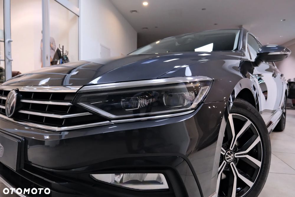 Volkswagen Passat 2.0 TDI EVO Business DSG - 24