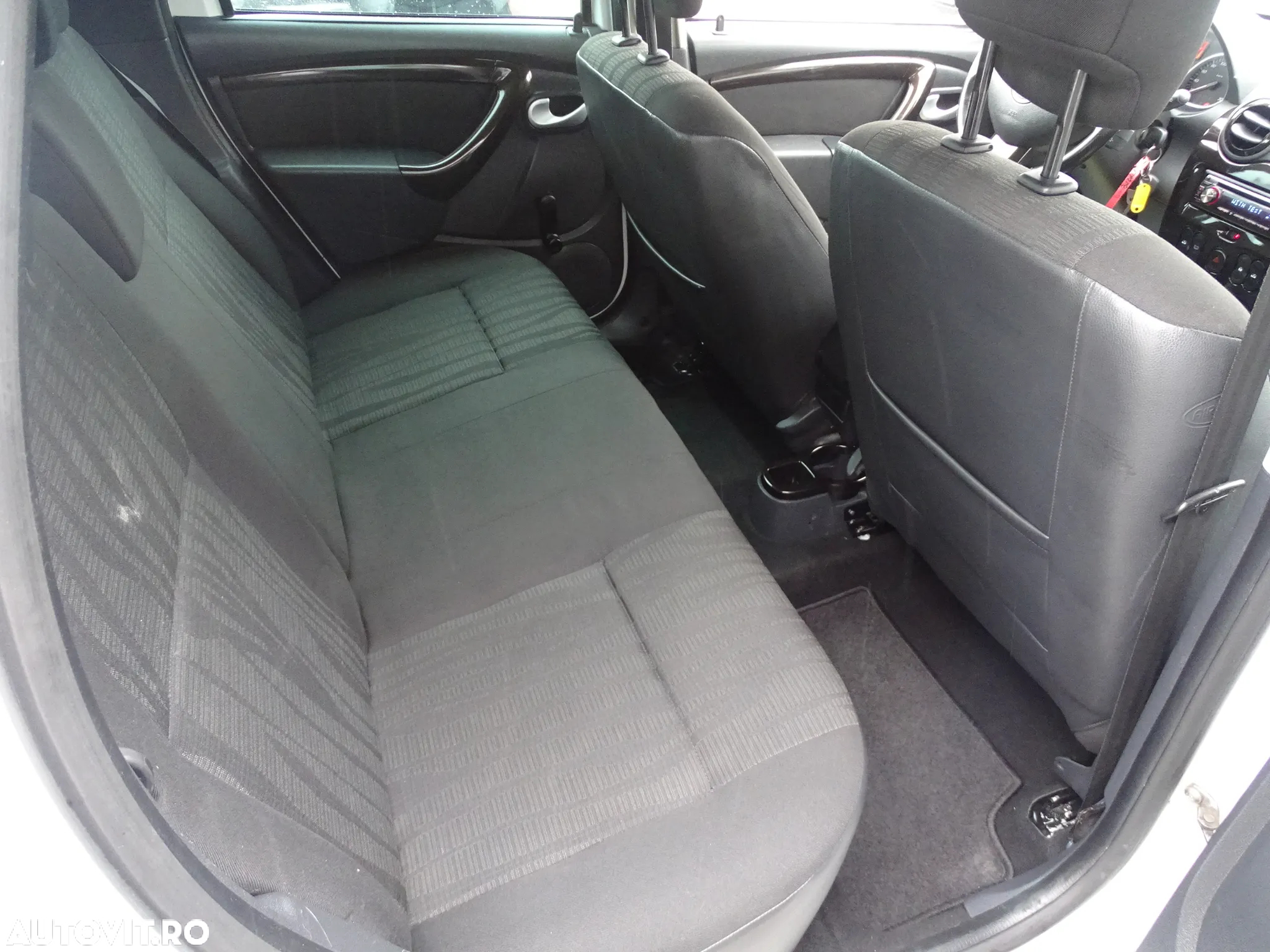 Dacia Duster 1.5 dCi 4x4 Laureate - 12