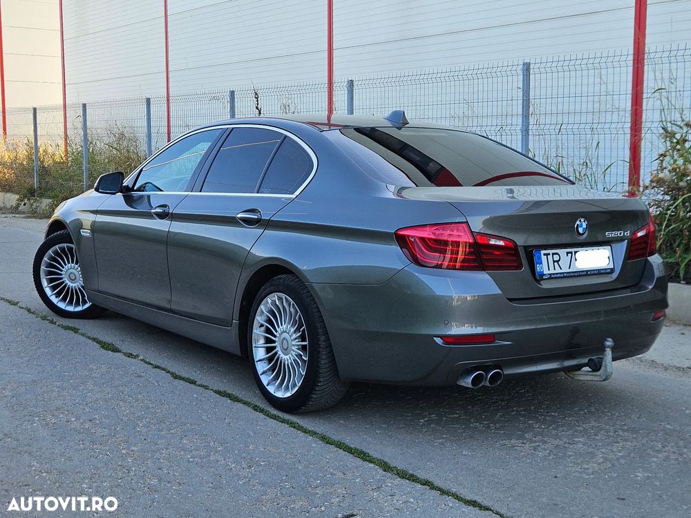 BMW Seria 5 520d Aut. - 11