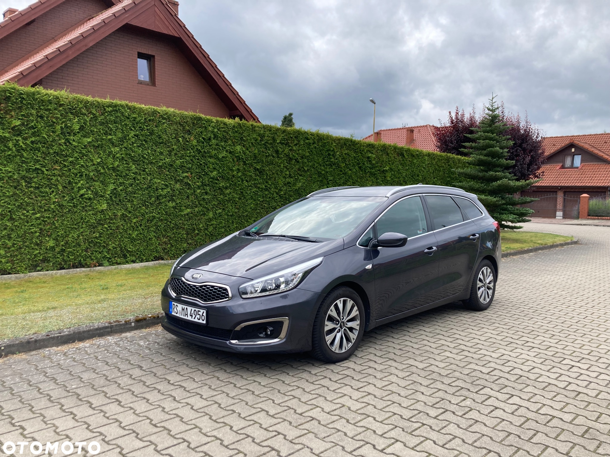 Kia Ceed - 16