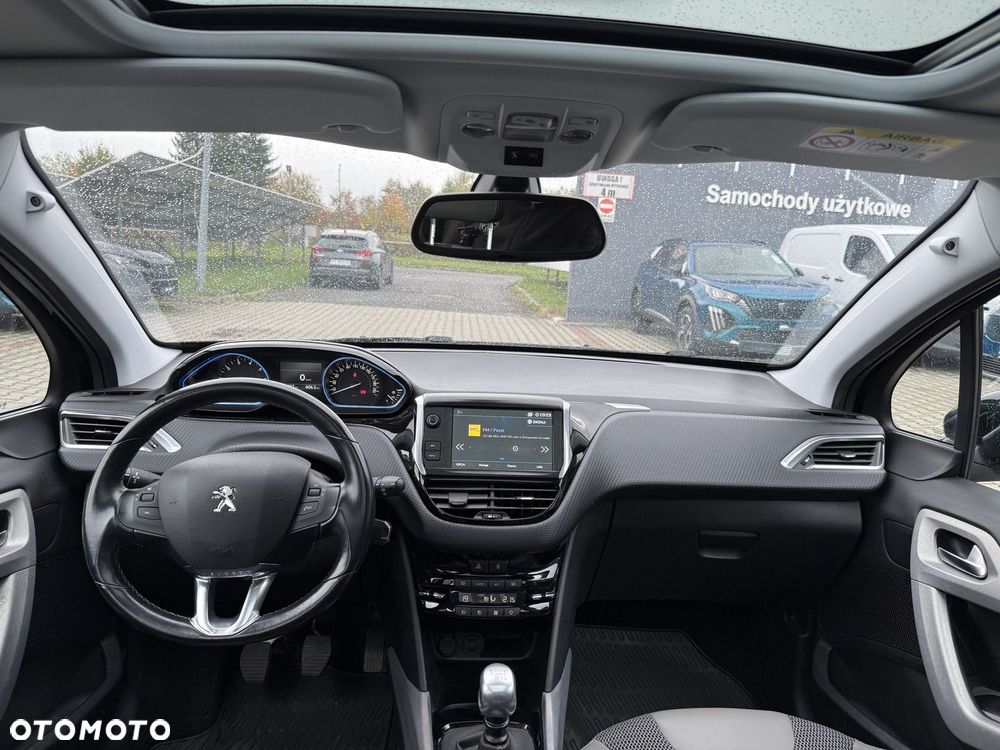 Peugeot 2008 1.2 PureTech Allure S&S - 24