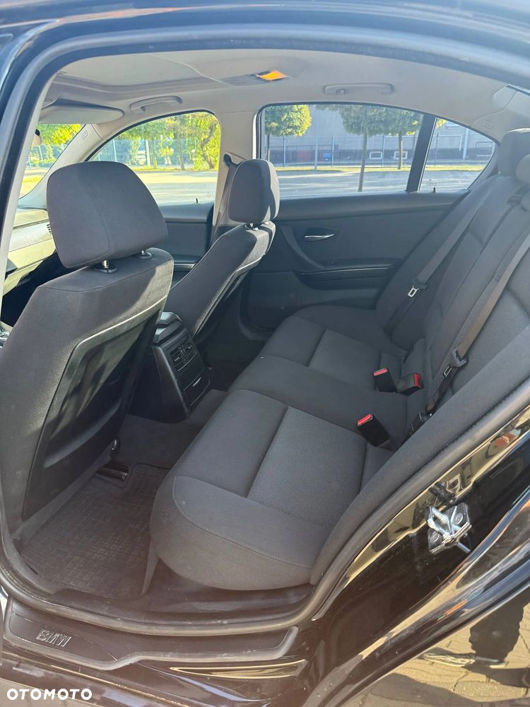 BMW Seria 3 - 10