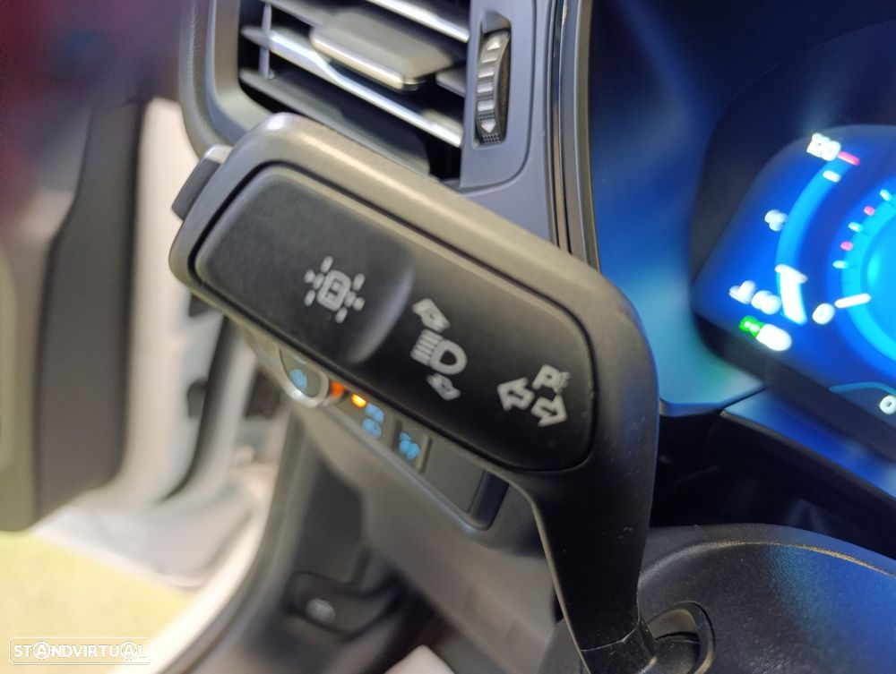Ford Kuga 1.5 EcoBoost ST-Line X — fotografia 20