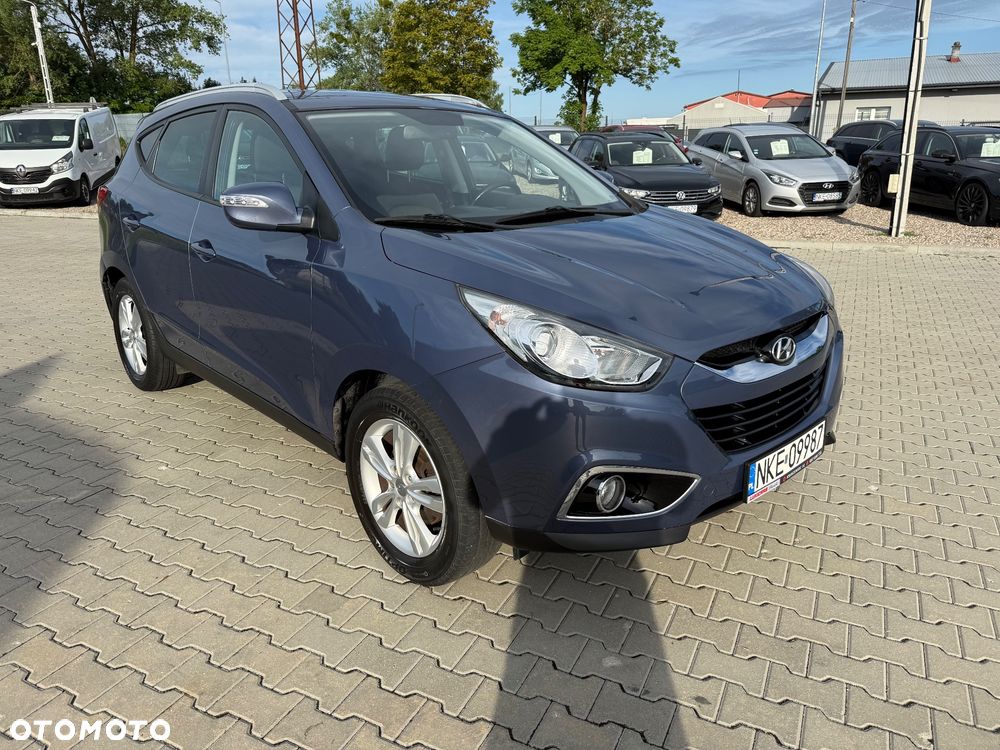 Hyundai ix35 blue 1.6 2WD Finale Gold - 13
