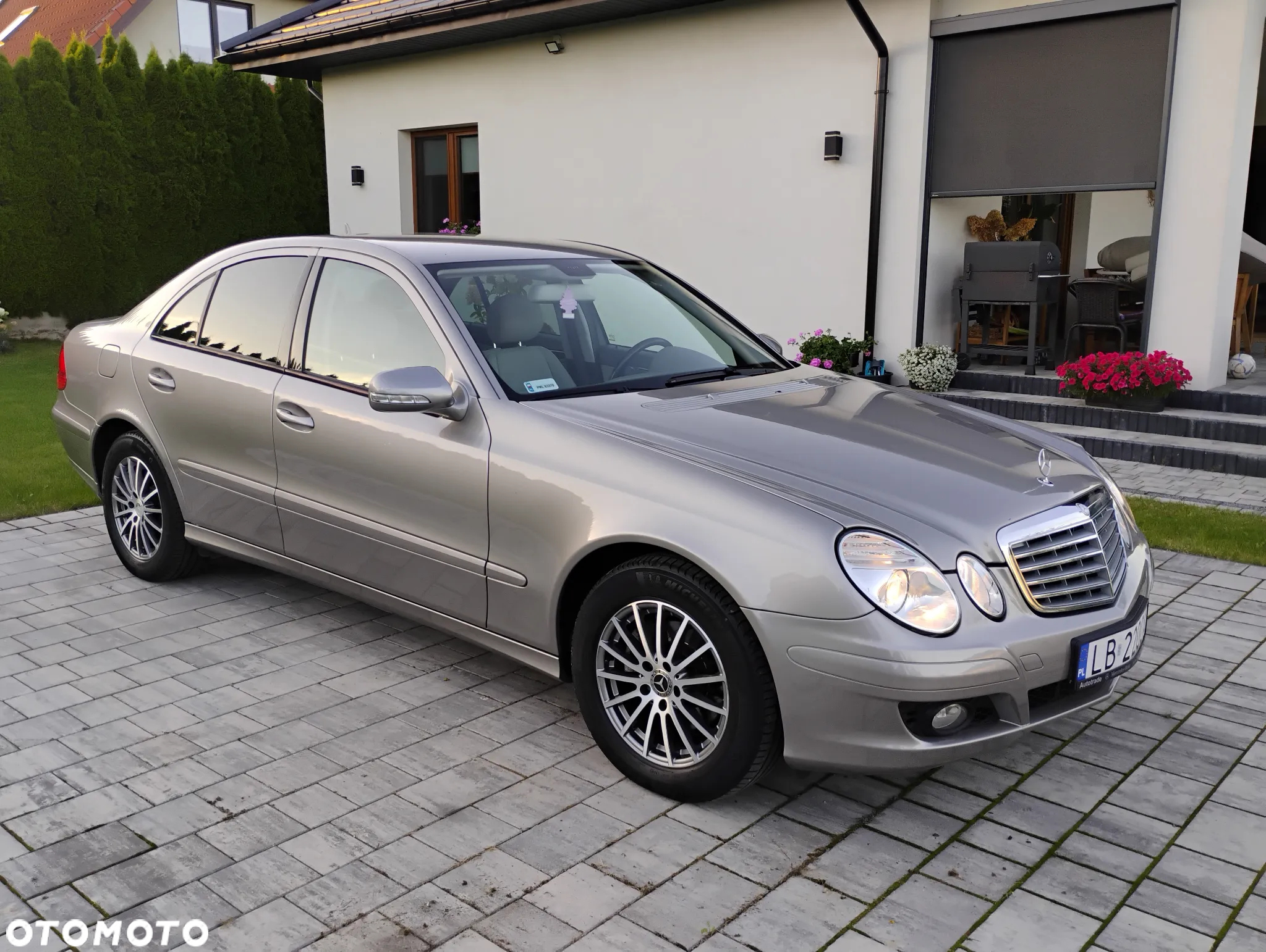 Mercedes-Benz Klasa E 220 CDI Automatik Classic - 3