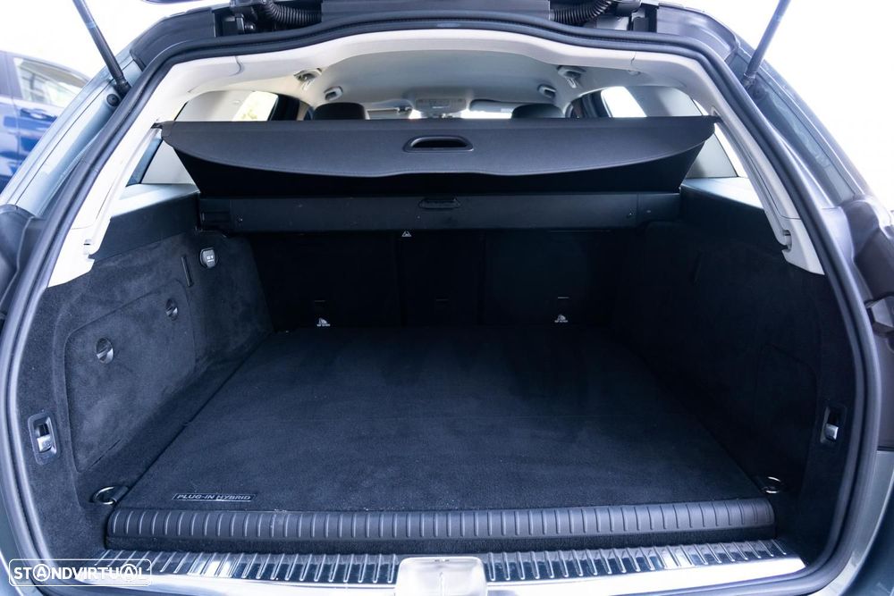 Mercedes-Benz C 350 e - 3