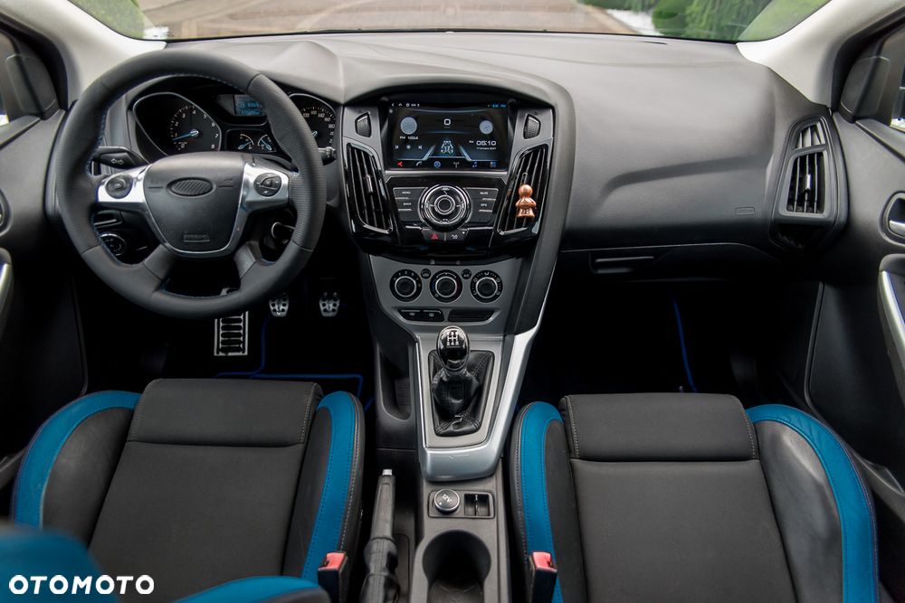 Ford Focus 1.6 Titanium - 29