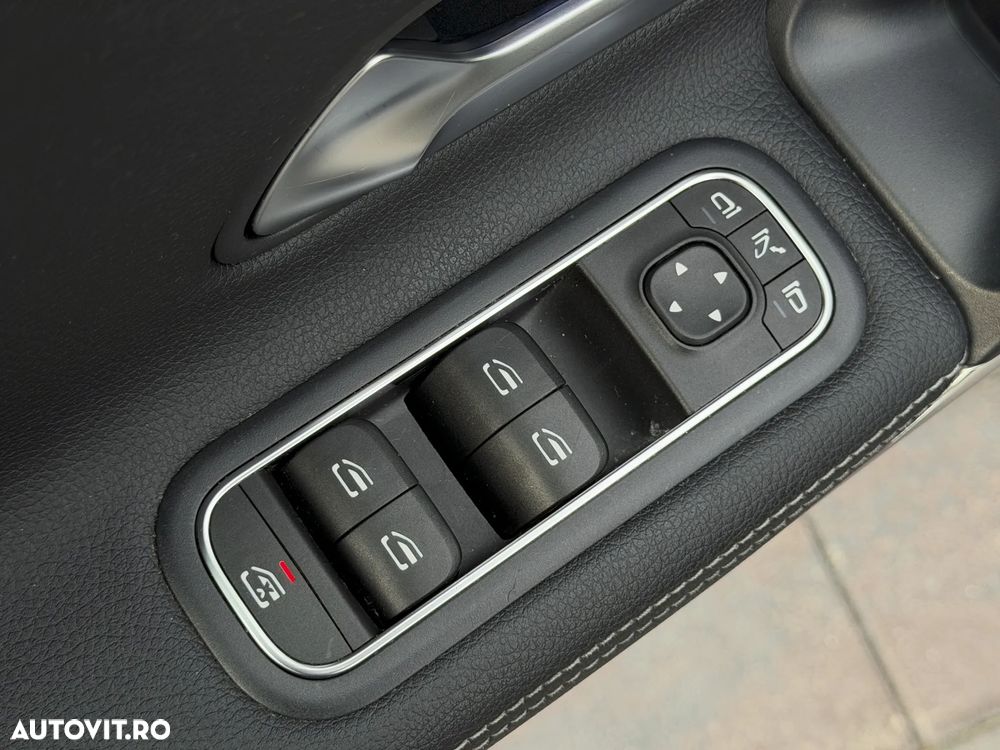 Mercedes-Benz CLA 250 - 30