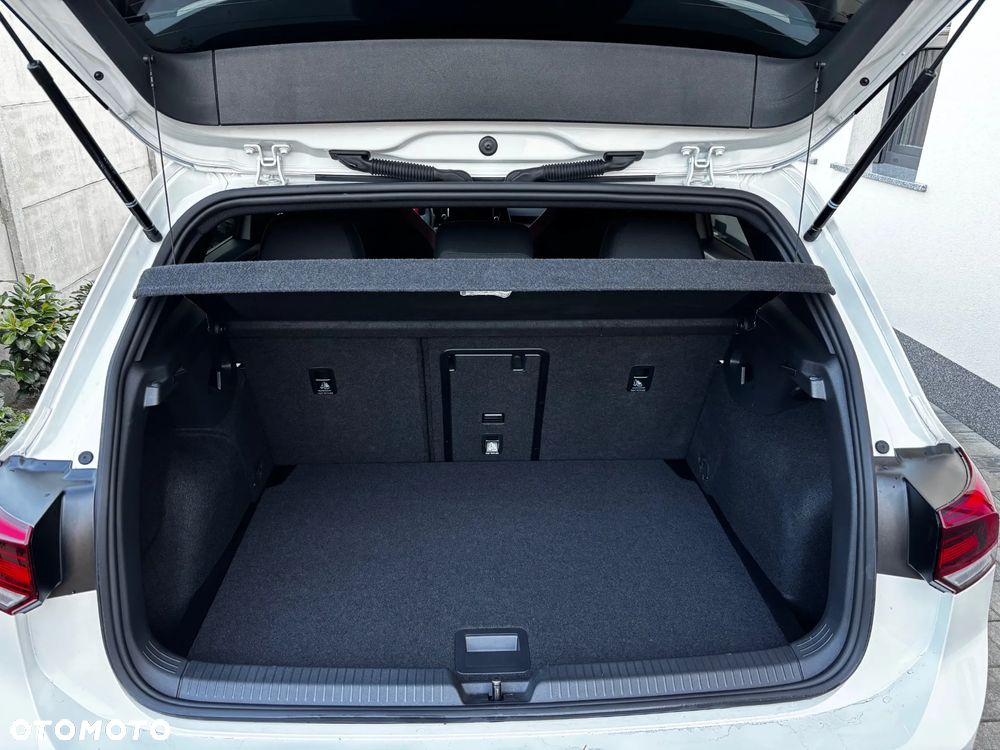 Volkswagen Golf VIII 2.0 TSI GTI DSG - 15