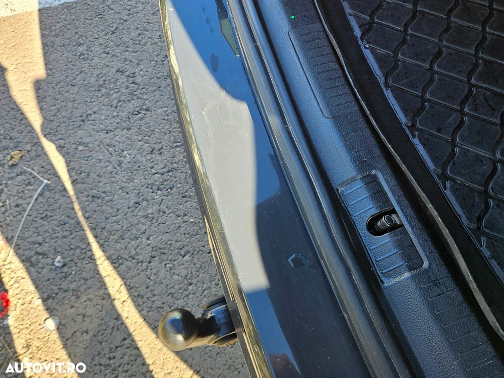 Volkswagen Golf - 17