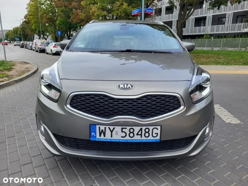 Kia Carens 1.6 GDI M - 2